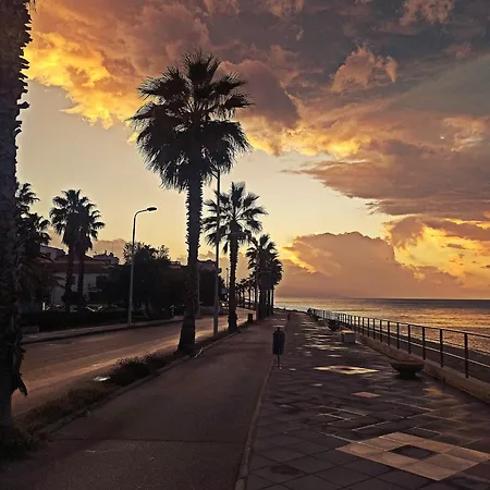 Ultimo In Centro E Al Mare. Subito .coglio L'occasione. 公寓 *
