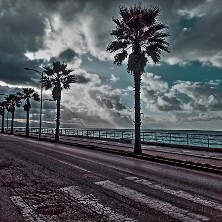 公寓 Ultimo In Centro E Al Mare. Subito .coglio L'occasione. *
