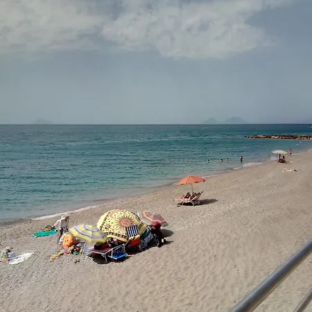 Ultimo In Centro E Al Mare. Subito .coglio L'occasione. * 卡普多兰多