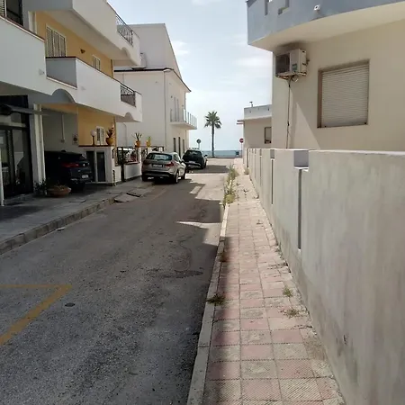 Ultimo In Centro E Al Mare. Subito .coglio L'occasione.