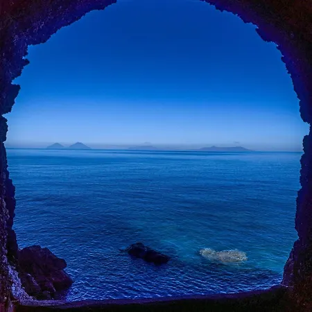 Apartment Ultimo In Centro E Al Mare. Subito .coglio L'occasione. *