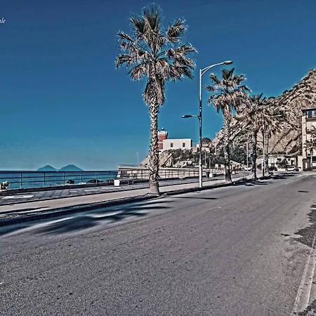 Ultimo In Centro E Al Mare. Subito .coglio L'occasione. Apartment
