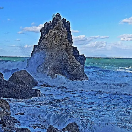 Ultimo In Centro E Al Mare. Subito .coglio L'occasione. *